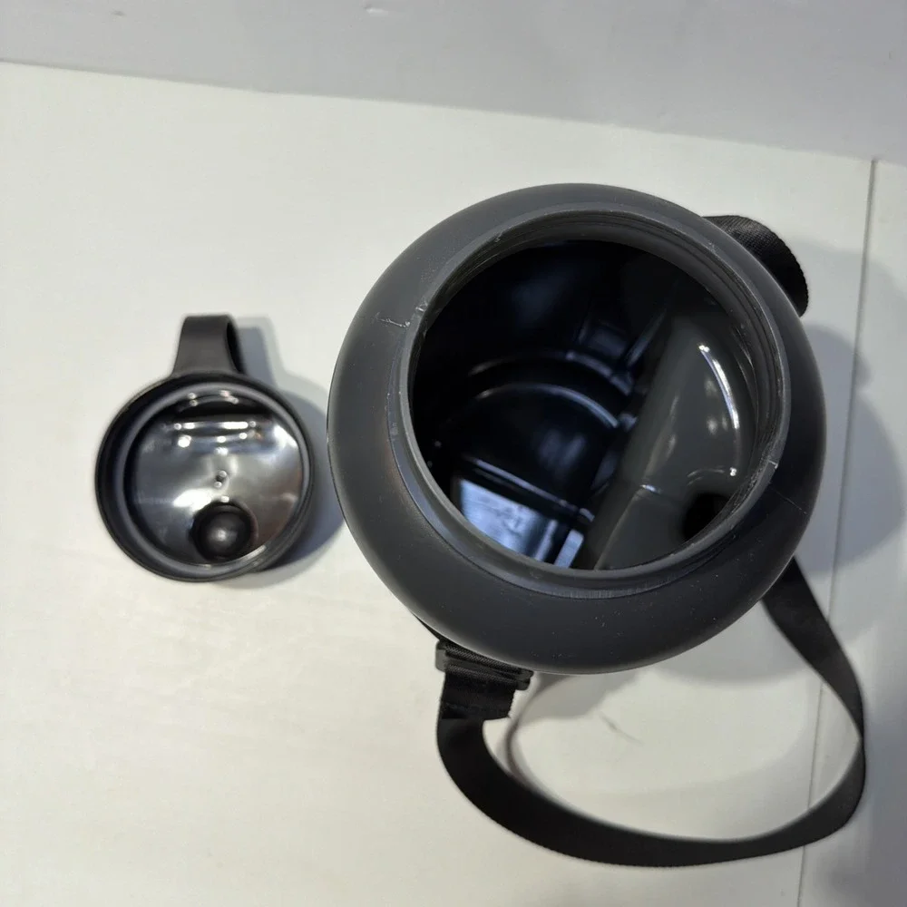 HydroJug black water